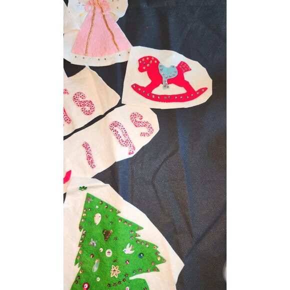 Vintage Christmas Appliqué Decorations Tree Skirt Festive Cutouts Embellishments - Picture 7 of 15